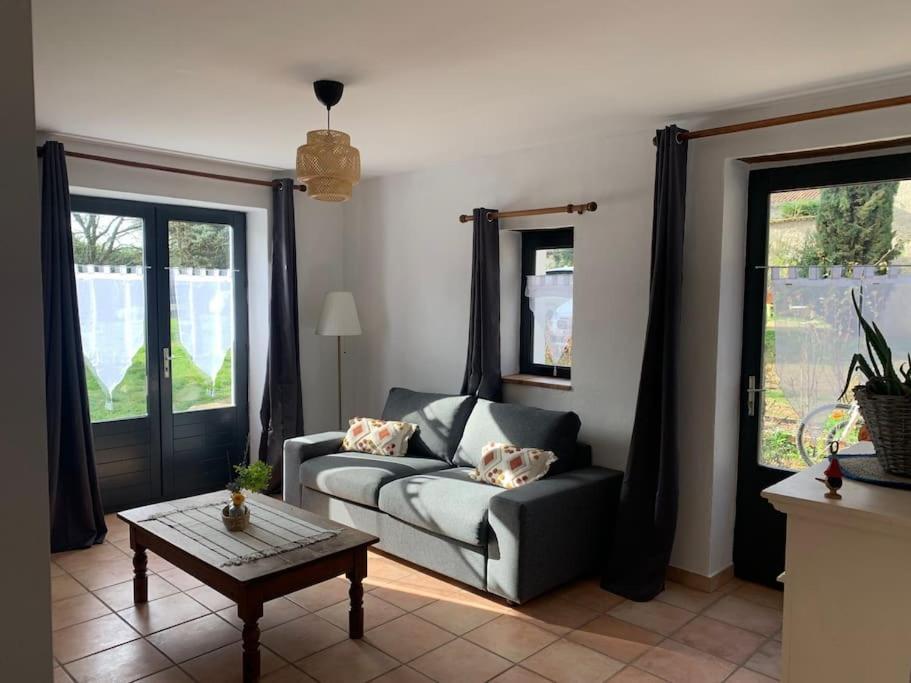 Apartamento Les Loges De Bacchus L'Epicurieux Chonas-lʼAmballan Exterior foto